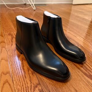 Elegant Black Leather Men's Boots